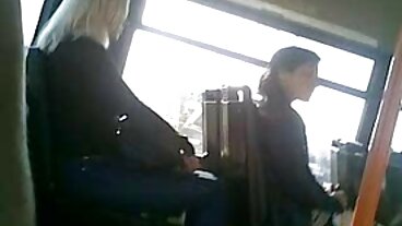 দুষ্টু আমেরিকা: স্বর্ণকেশী সুন্দরি সেক্সি মহিলার চানা চোদা চুদি চার্লি ফিনি ভিয়েন