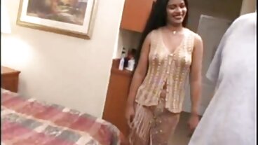 প্যান্টালোনি বাংলার মেয়েদের চোদাচুদি ছিঁড়ে গেছে