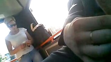 পর্নোতারকা ওয়ার্কআউট করার সময় ব্যক্তিগত প্রশিক্ষককে গ্রাস করে বাংলাচোদাচুদি সং