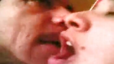 ফো সেলগোনো বাংলাদেশি বৌদির চোদাচুদি থেকে 2 অপেশাদার নবজাতক