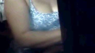 কুমারী এশিয়ান খোকামনি পায় পাঠ নতুন চোদাচুদির ভিডিও থেকে লেসবিয়ান বন্ধু