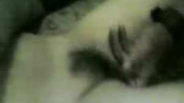 লানা রোডস আনন্দের সাথে তার গাধা bangla চোদা চুদি সেই বড় কালো মোরগকে দেয়