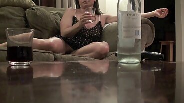 স্বর্ণকেশী পুতুল বিবিসি দ্বারা স্মিথেরেন্স চালু করা হয়েছিল বাংলা জোর করে চোদাচুদি