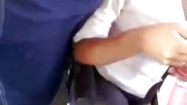 ক্লাবটগ: এরি পার্কার অশ্লীল লোককে বাংলা দেশের চোদা চুদির ভিডিও দুধ দিয়েছে