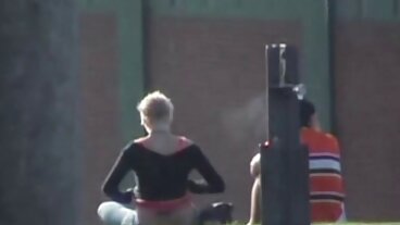 পার্টি পরে সিঁড়ি লেসবিয়ান চোদা চুদি বাংলা ভগ মদ্যপান